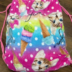 Kids towel, folds into bag